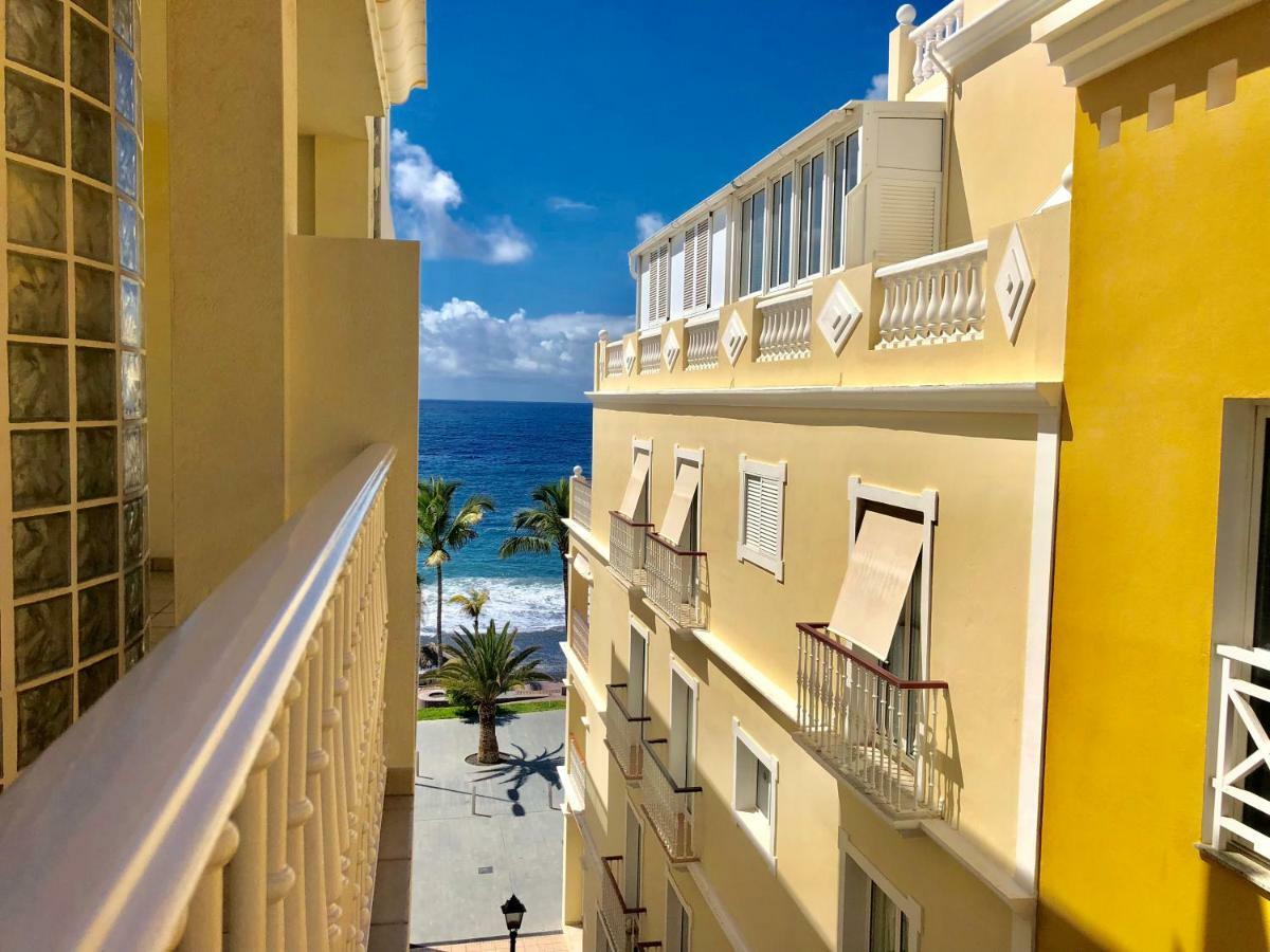 Apartamentos El Faro Puerto De Naos エクステリア 写真