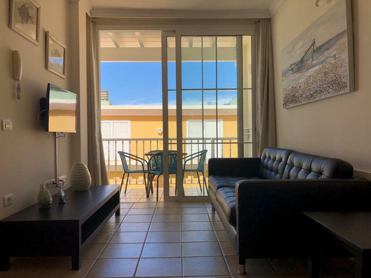 Apartamentos El Faro Puerto De Naos エクステリア 写真