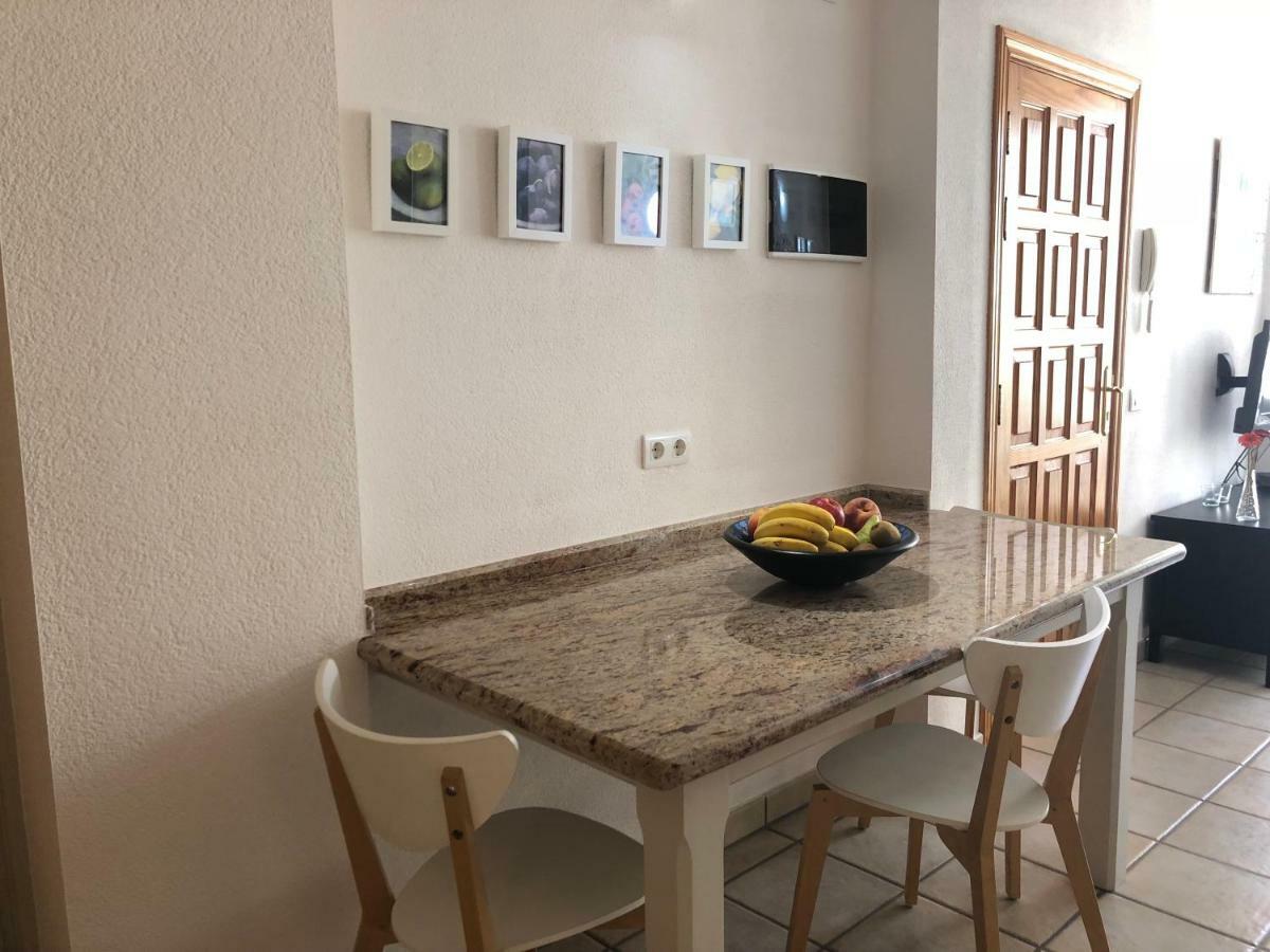 Apartamentos El Faro Puerto De Naos エクステリア 写真